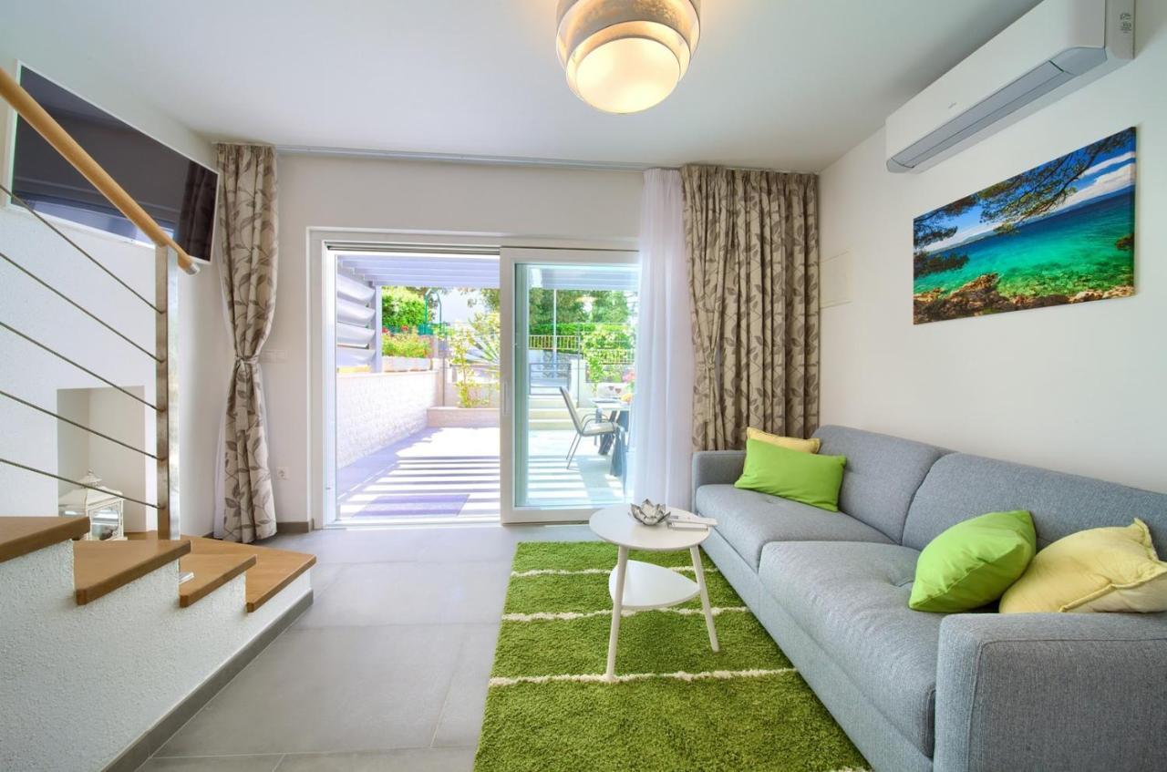 Holiday House Mar Малинска Екстериор снимка